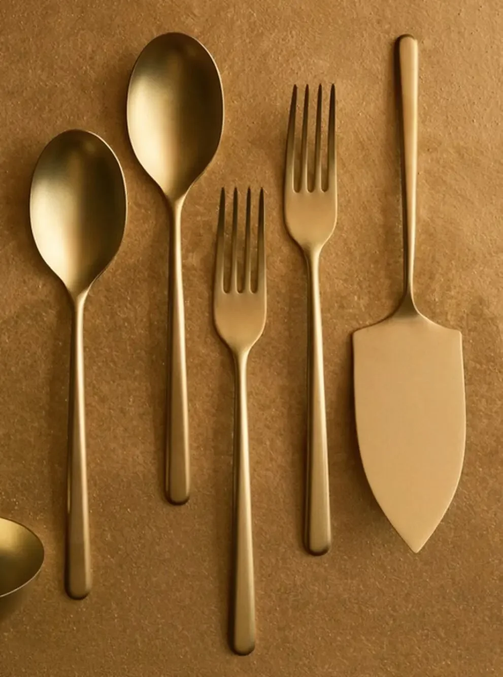 Sanbonet Gia 5 Piece Serving Utensil Set Brushed Gold NIB